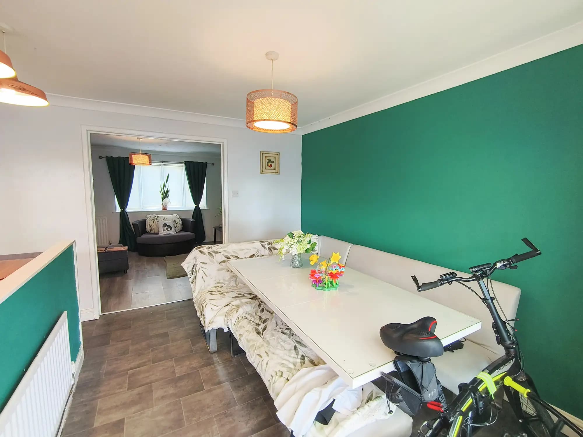 property photo 4 of 17