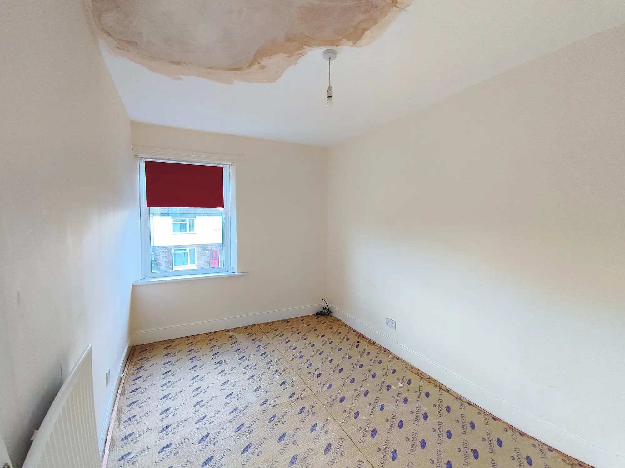 property photo 8 of 15