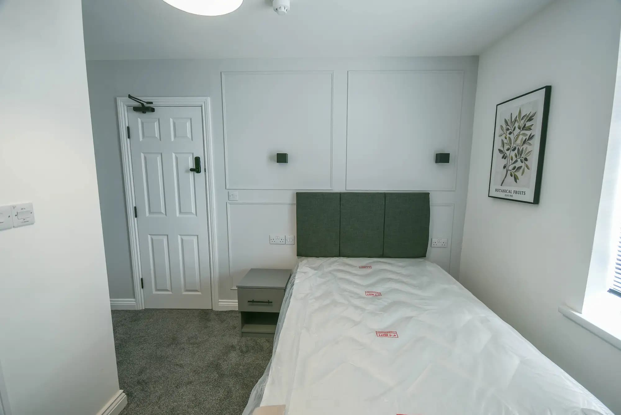 property photo 14 of 20