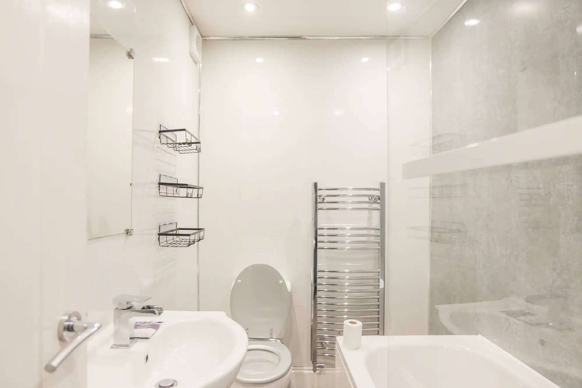 property photo 7 of 34