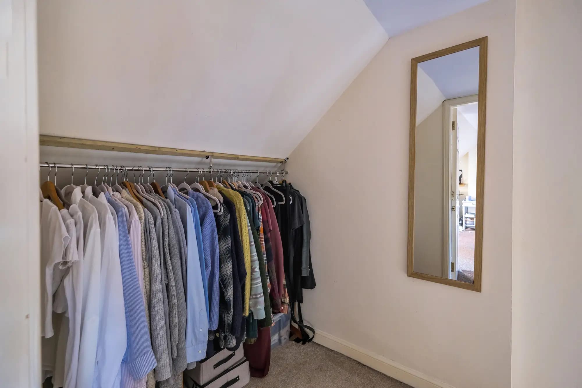 property photo 21 of 38