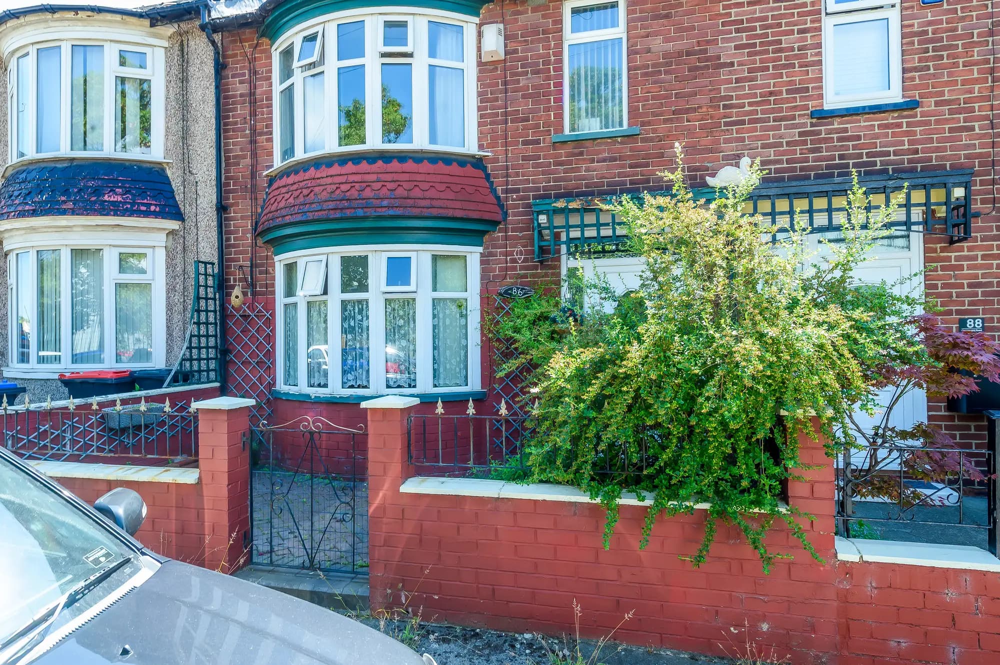 property photo 21 of 25
