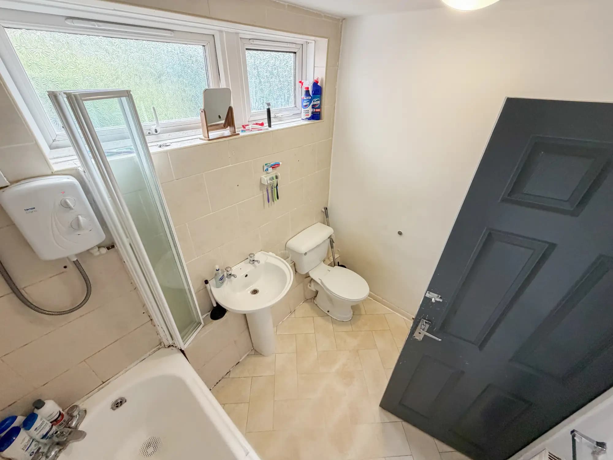property photo 15 of 35