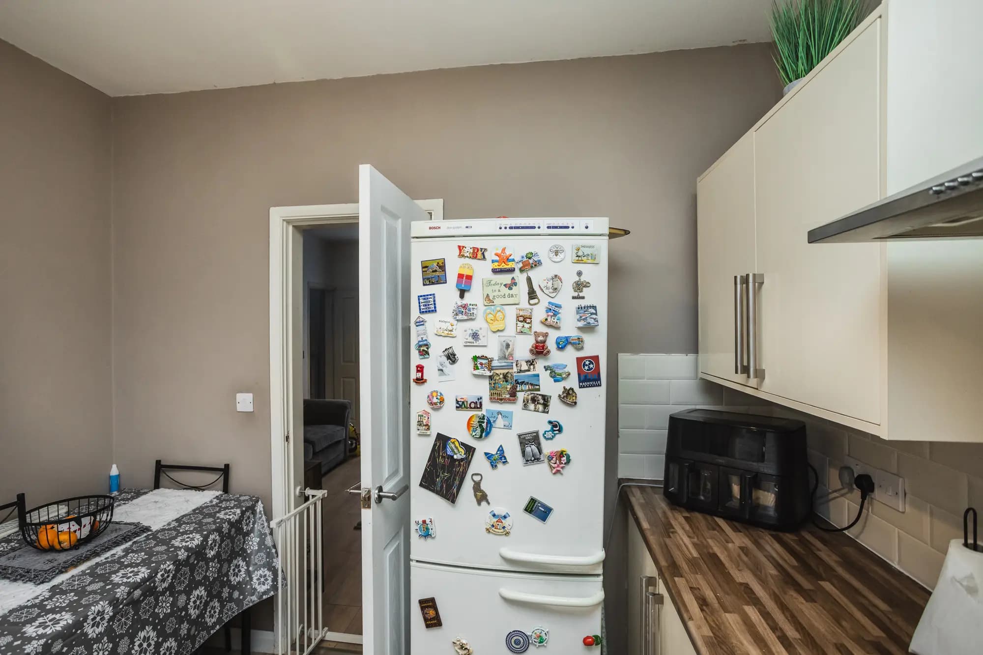 property photo 9 of 30