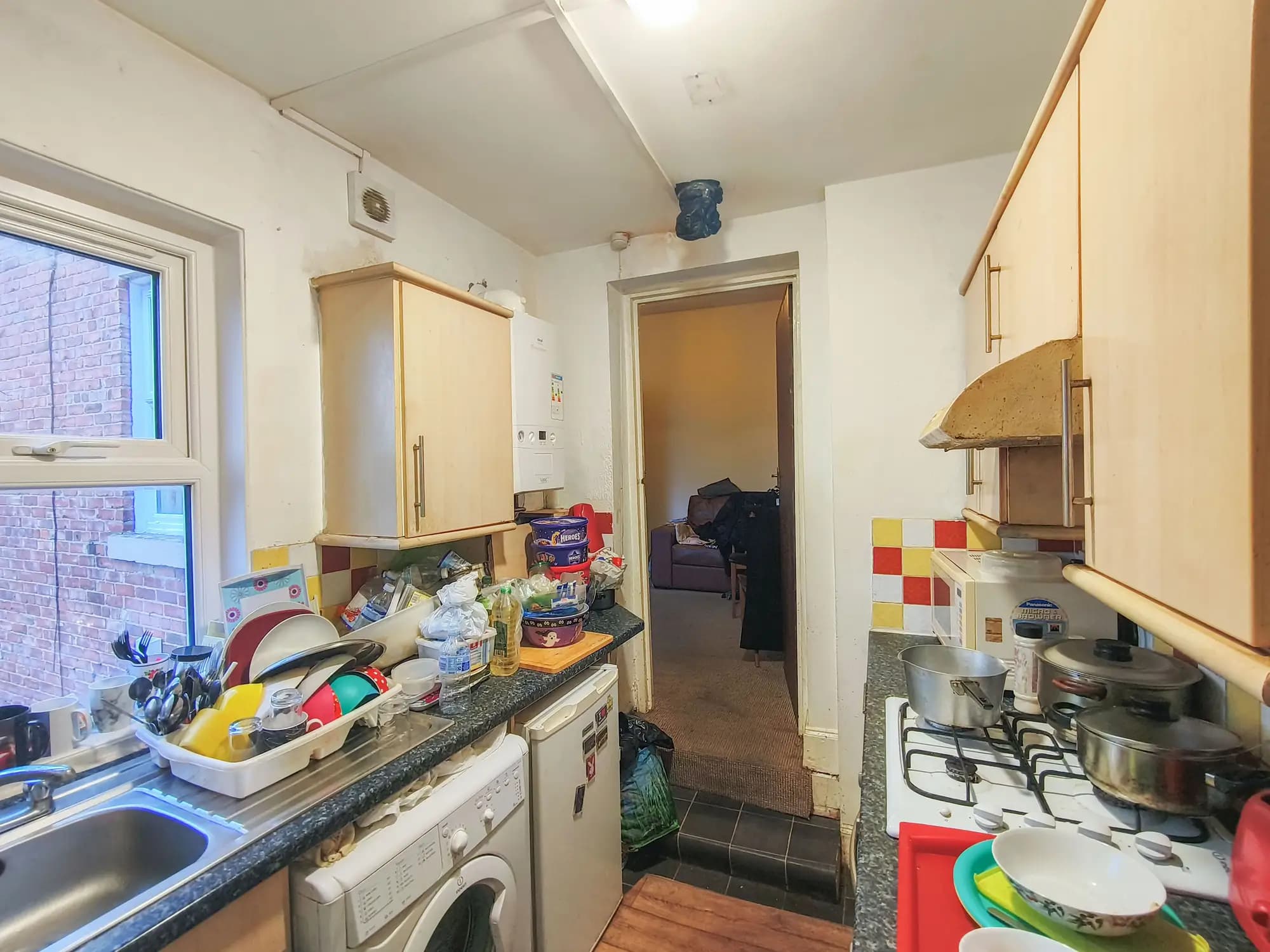 property photo 4 of 15