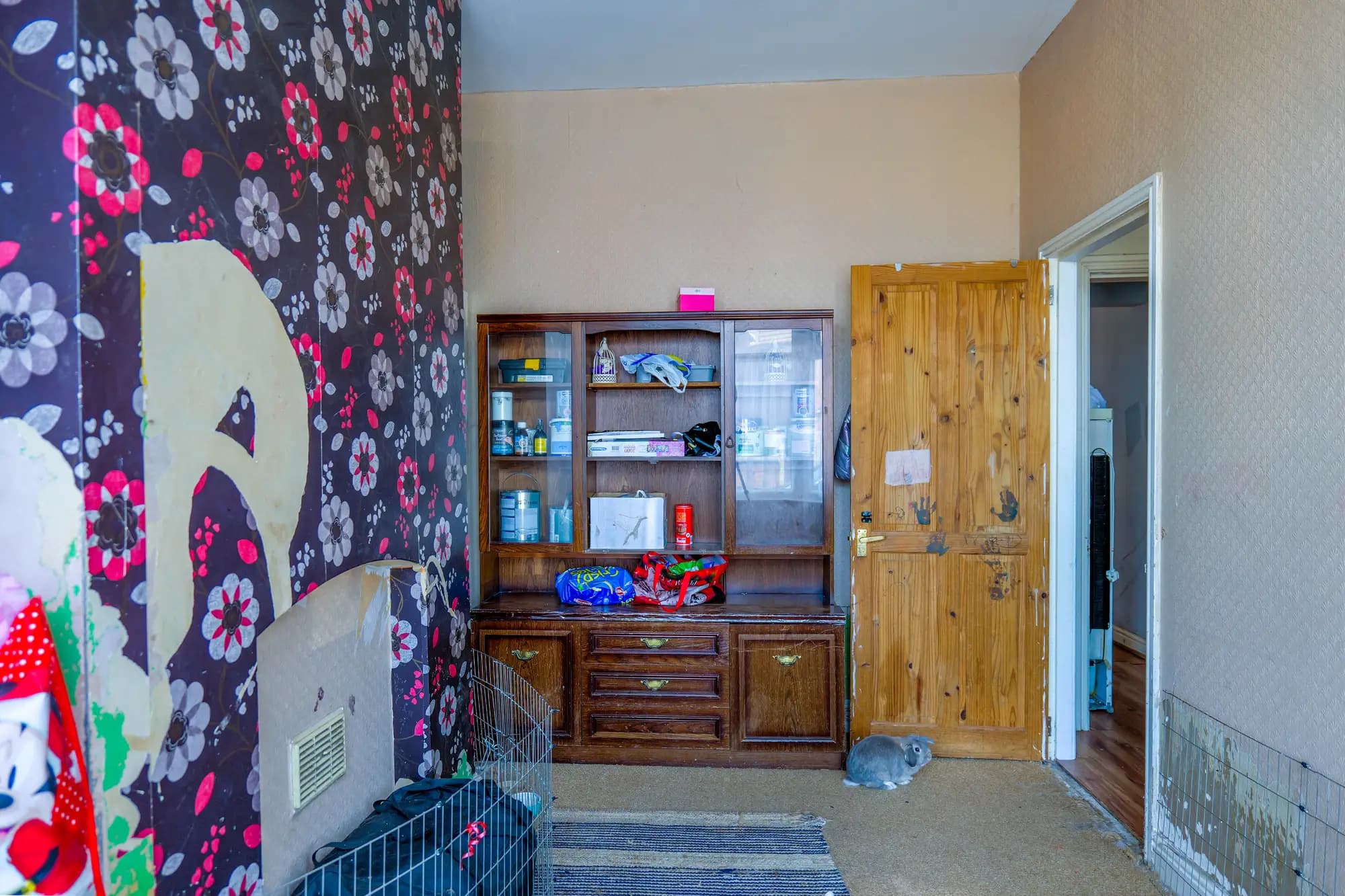 property photo 6 of 17