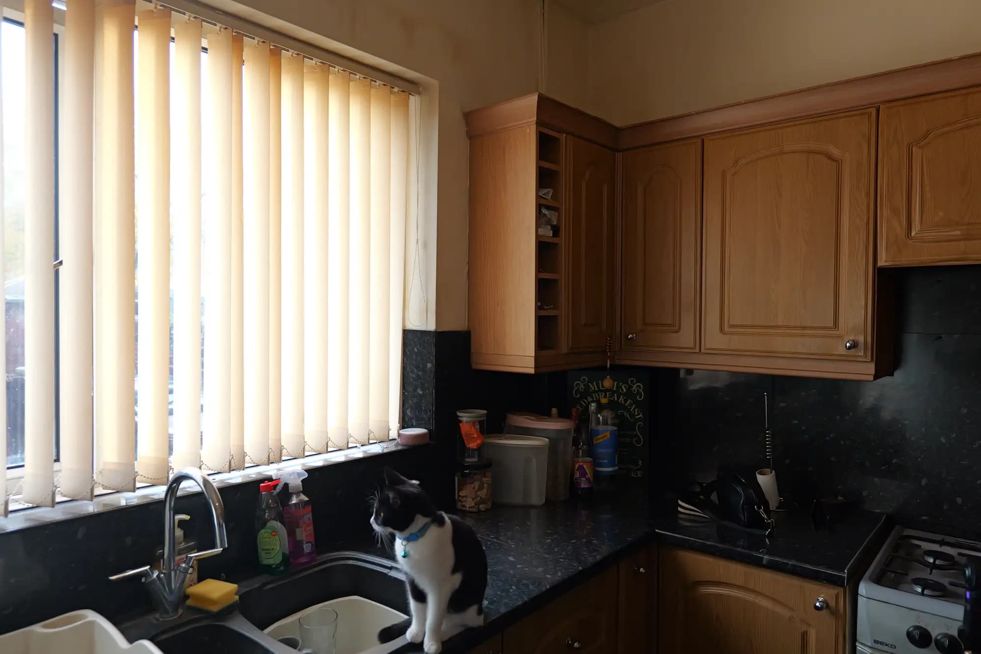 property photo 6 of 26