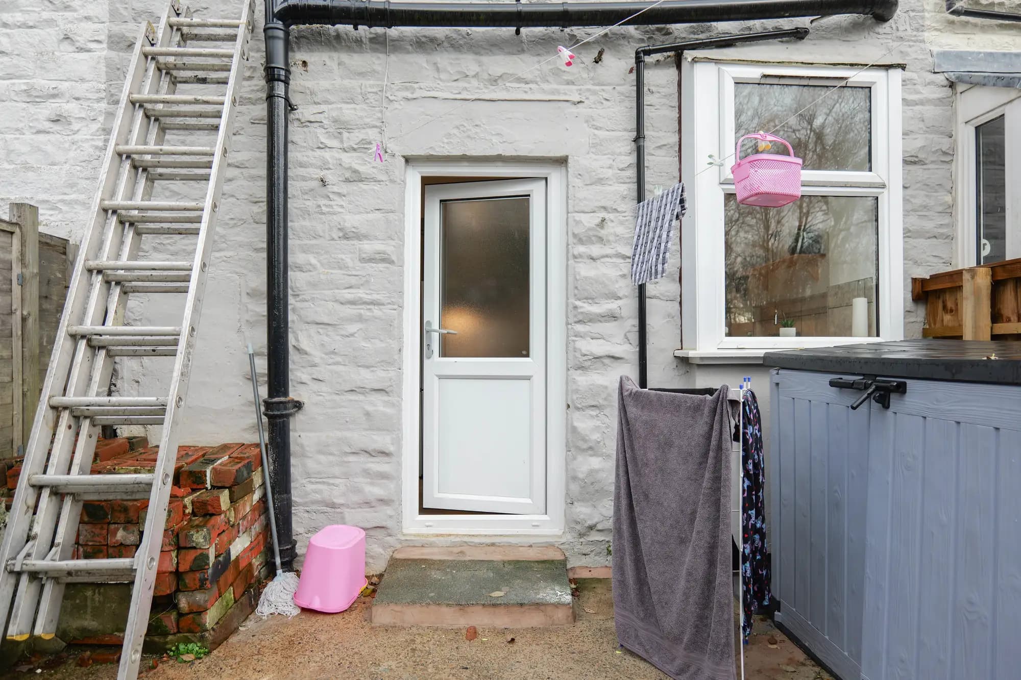 property photo 17 of 20