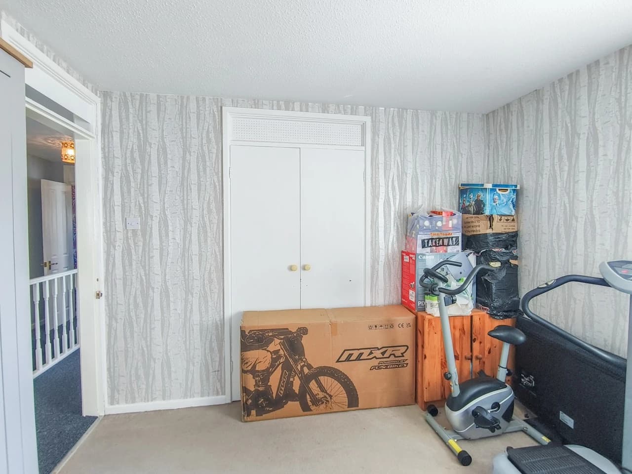property photo 18 of 25