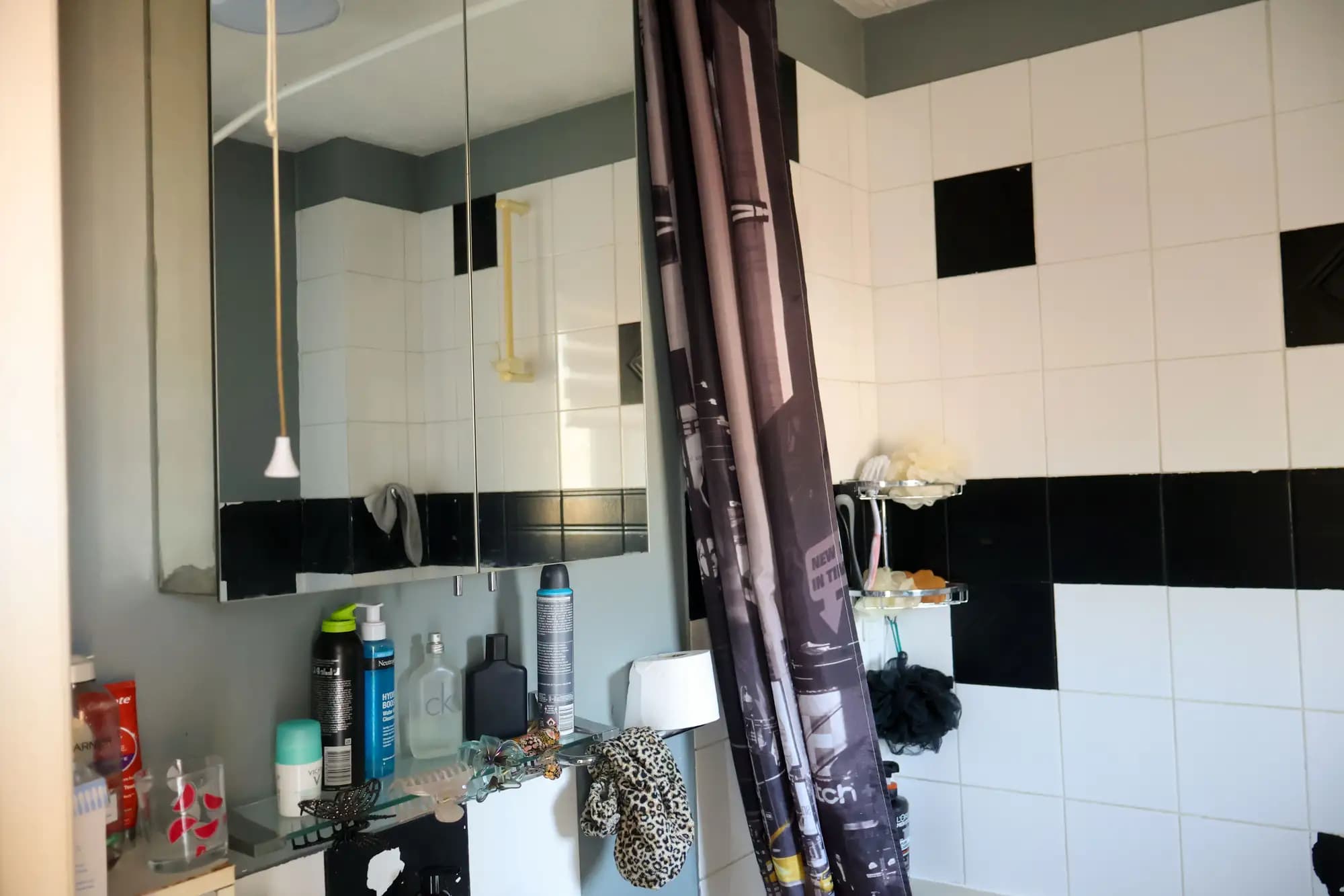 property photo 10 of 18