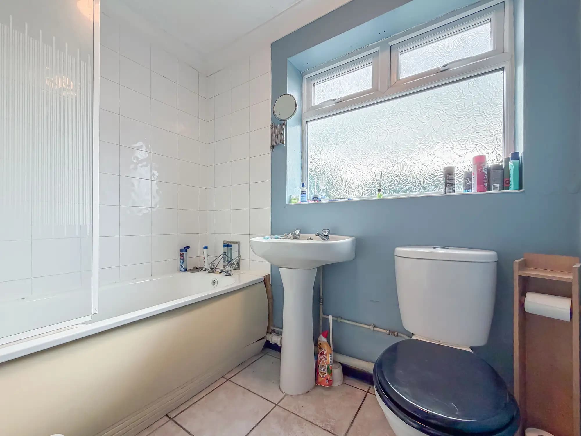 property photo 10 of 18