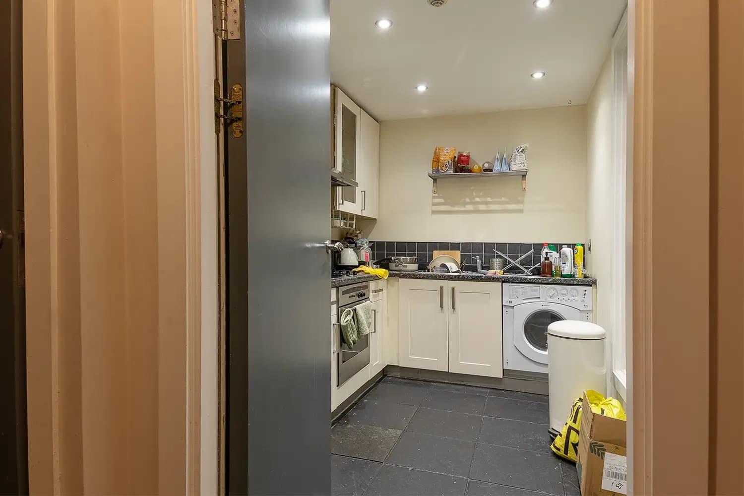 property photo 6 of 15