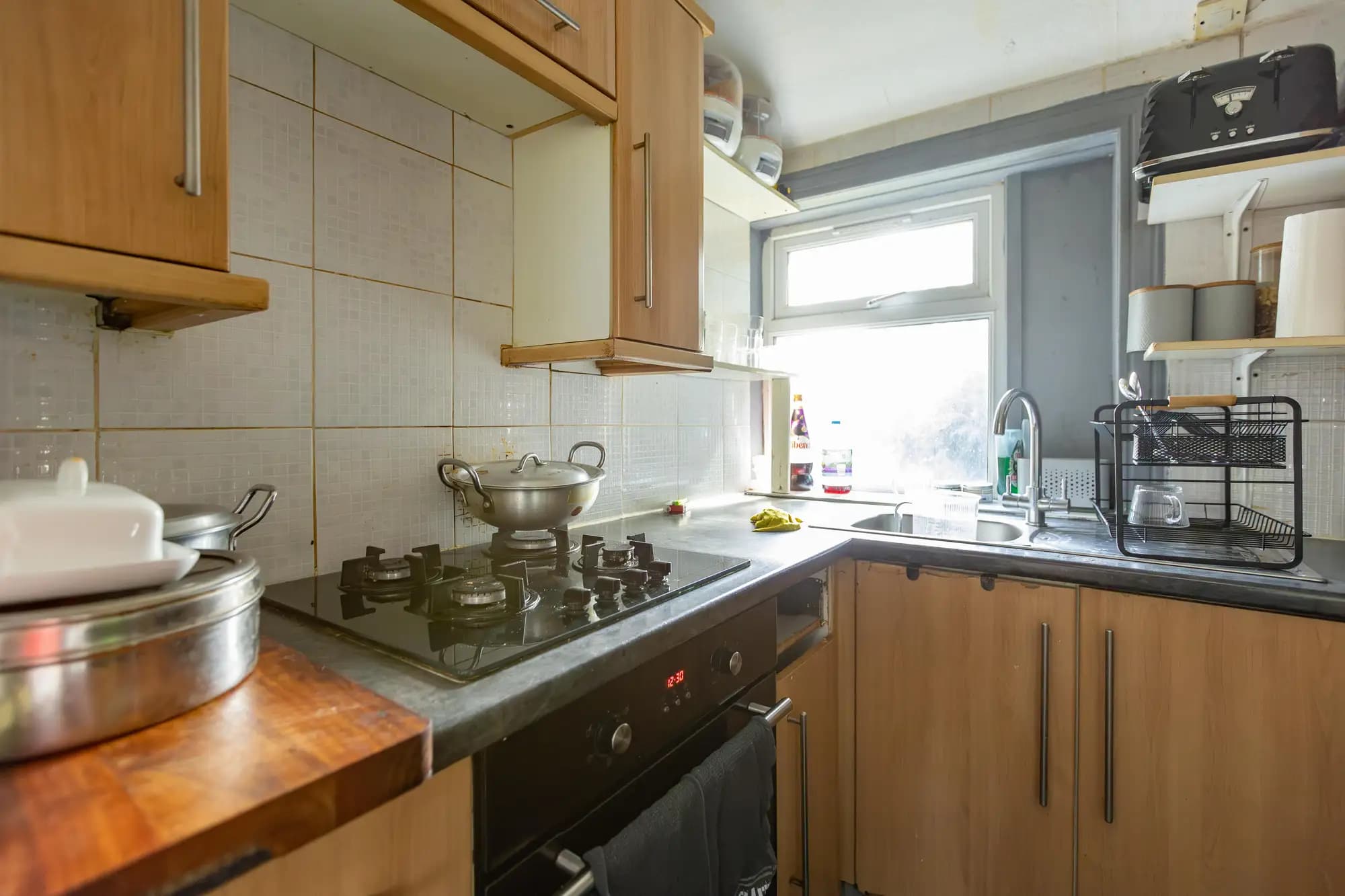 property photo 6 of 17