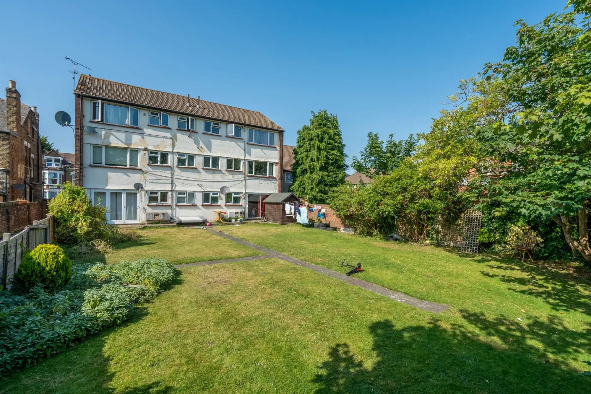 property photo 15 of 16