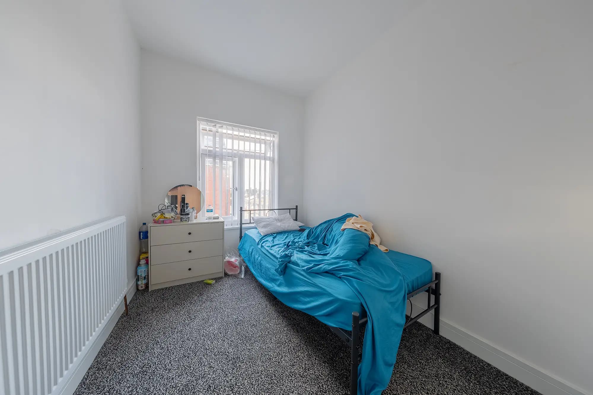 property photo 17 of 27