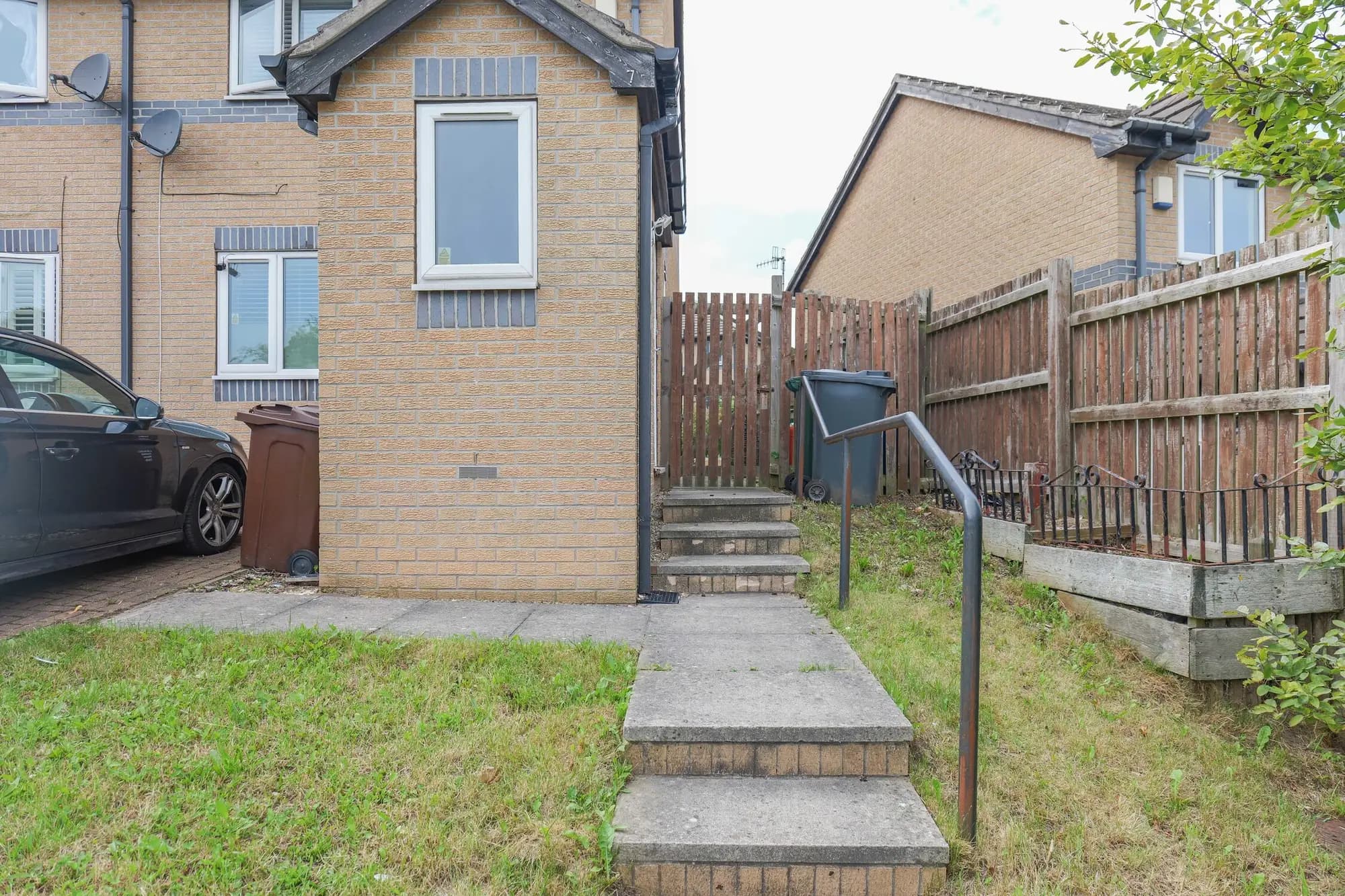property photo 21 of 24