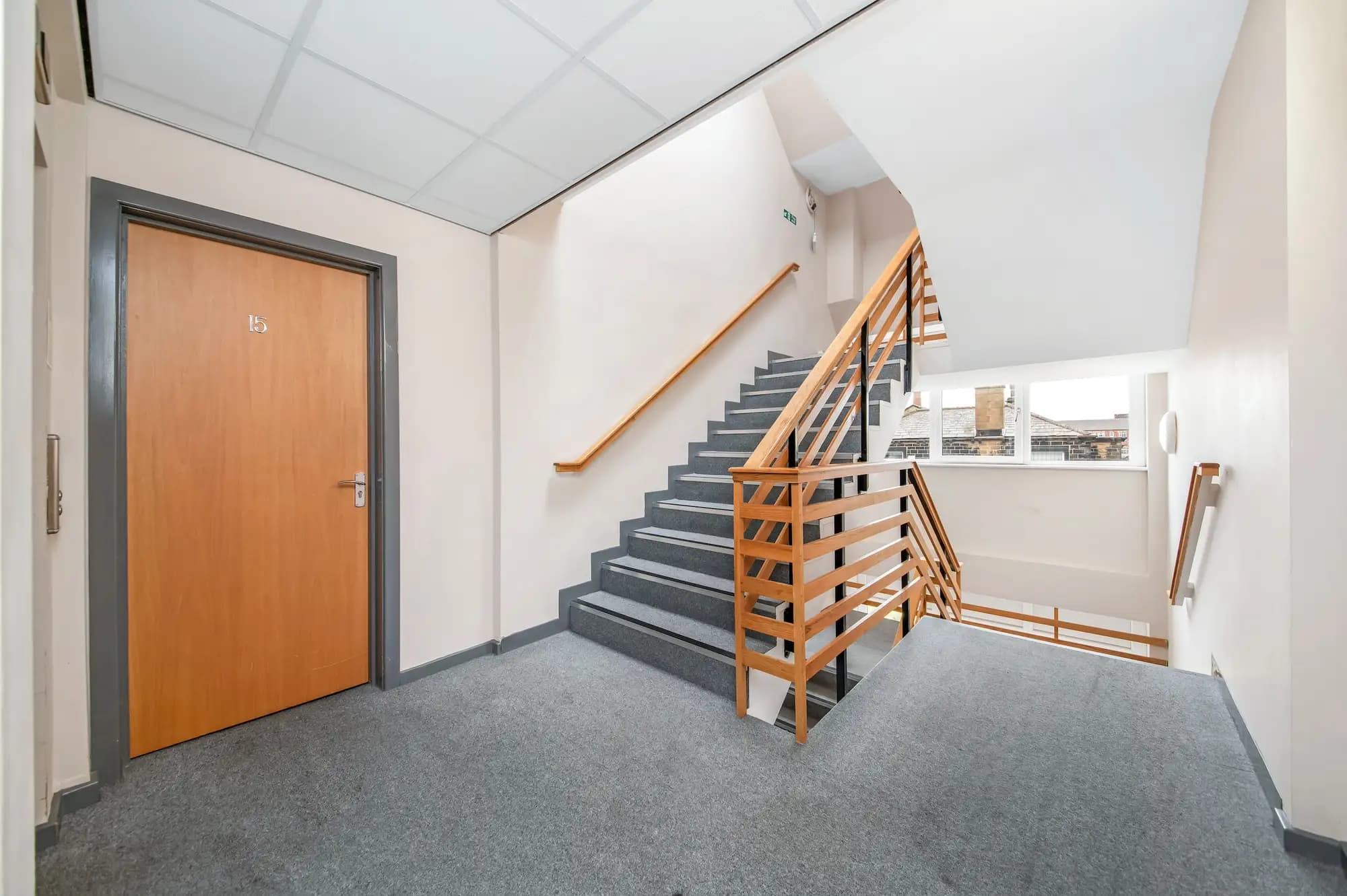 property photo 14 of 18