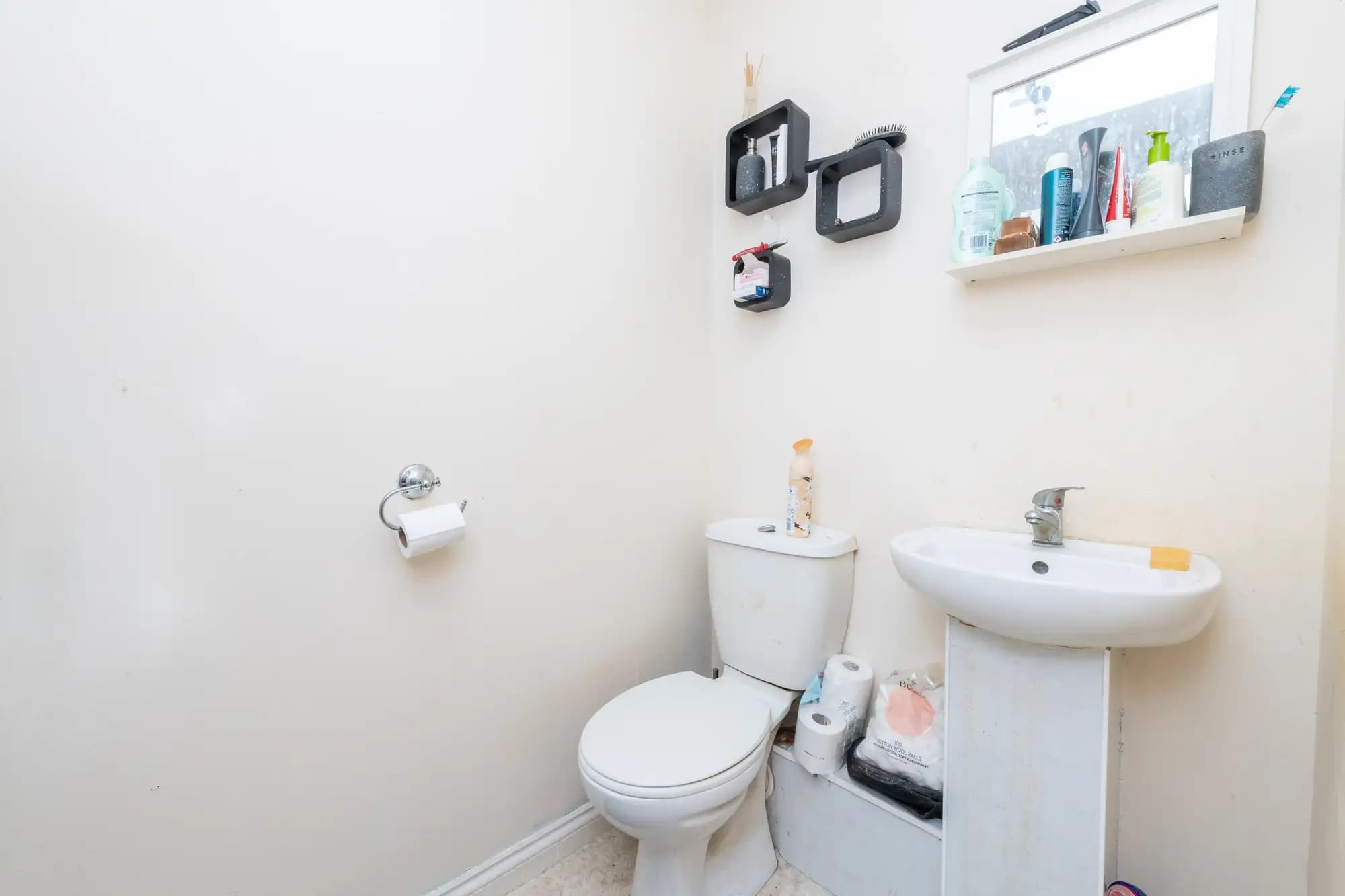 property photo 11 of 22