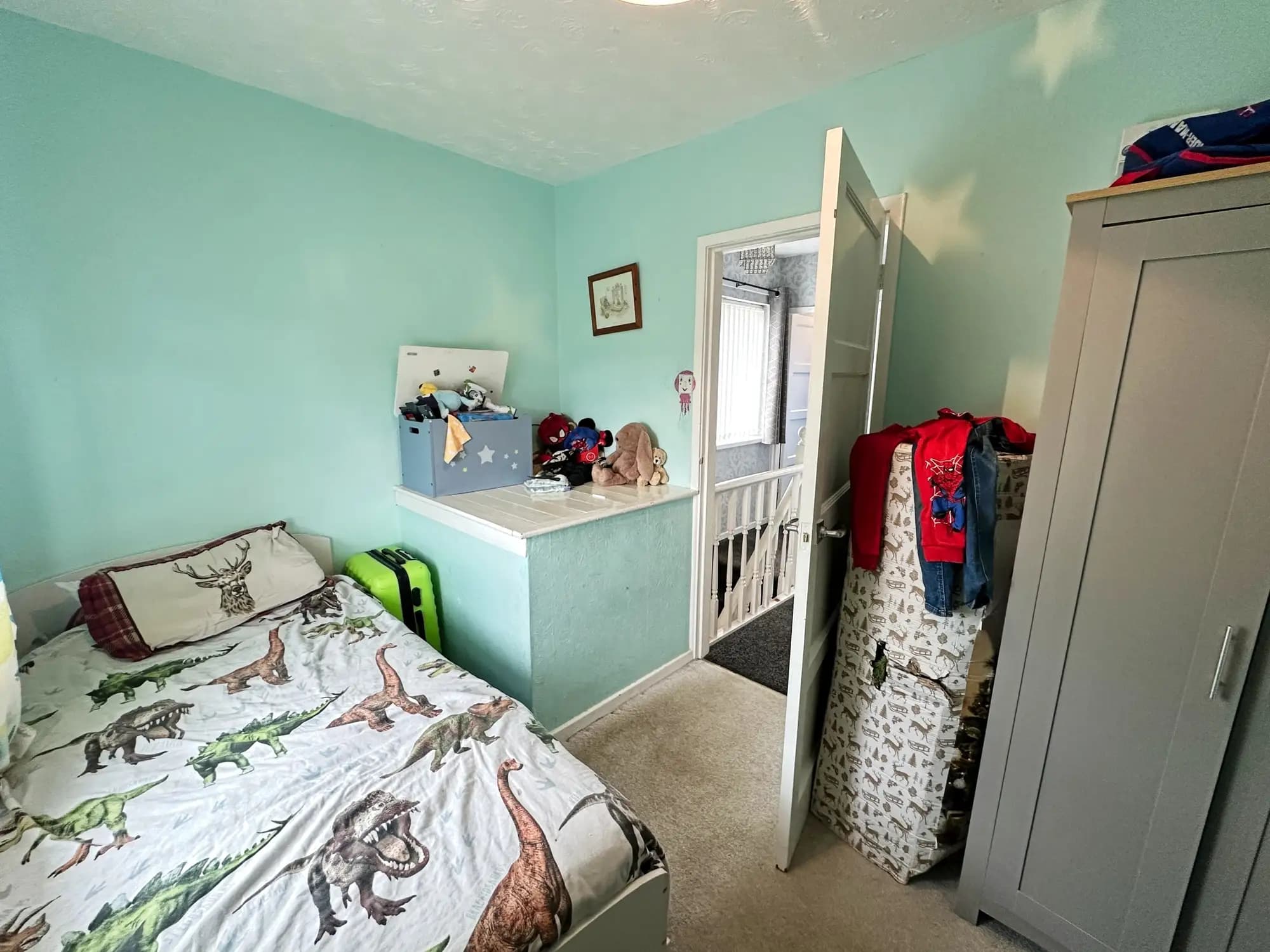 property photo 21 of 31