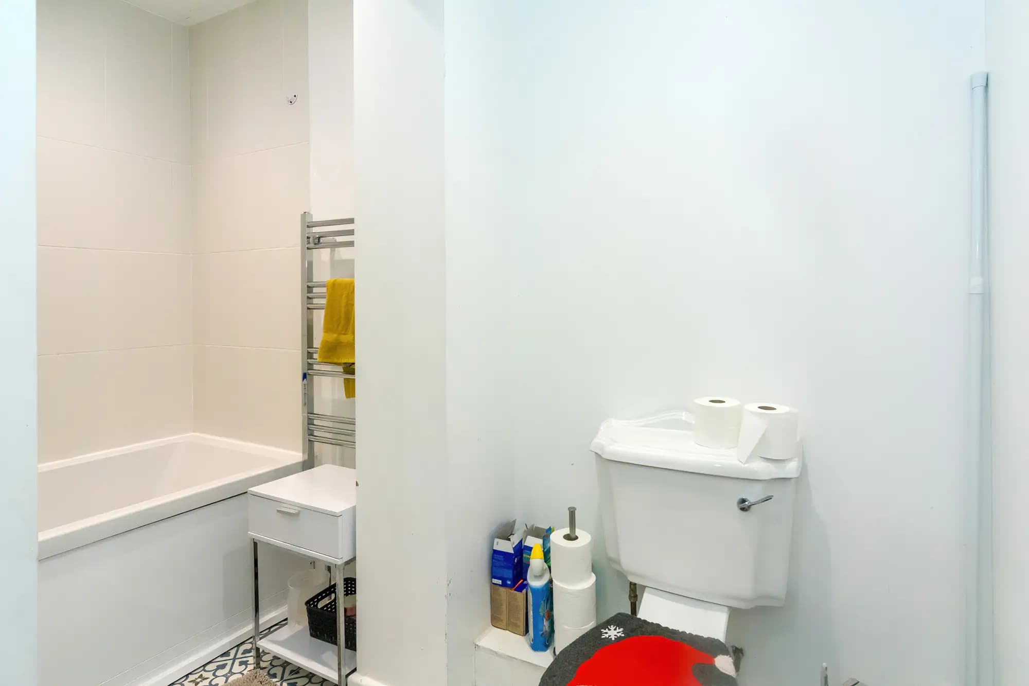 property photo 9 of 38