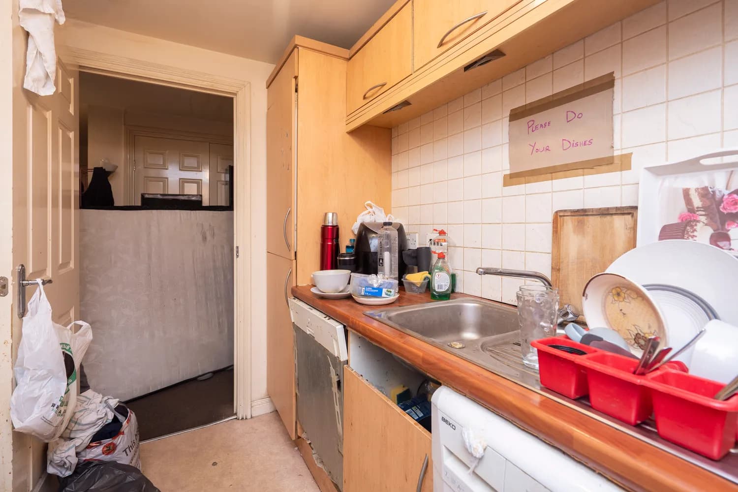property photo 6 of 19