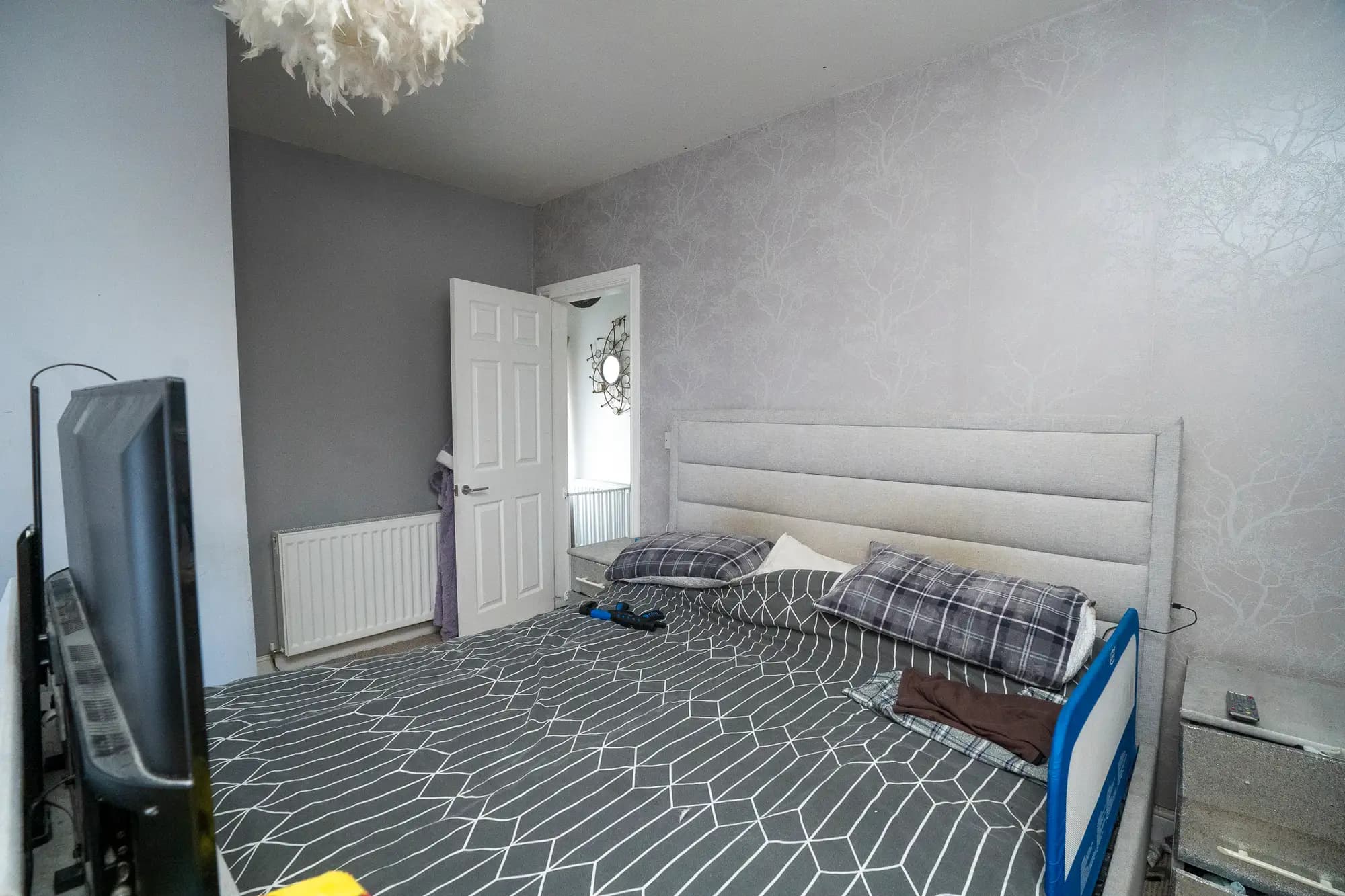 property photo 10 of 15