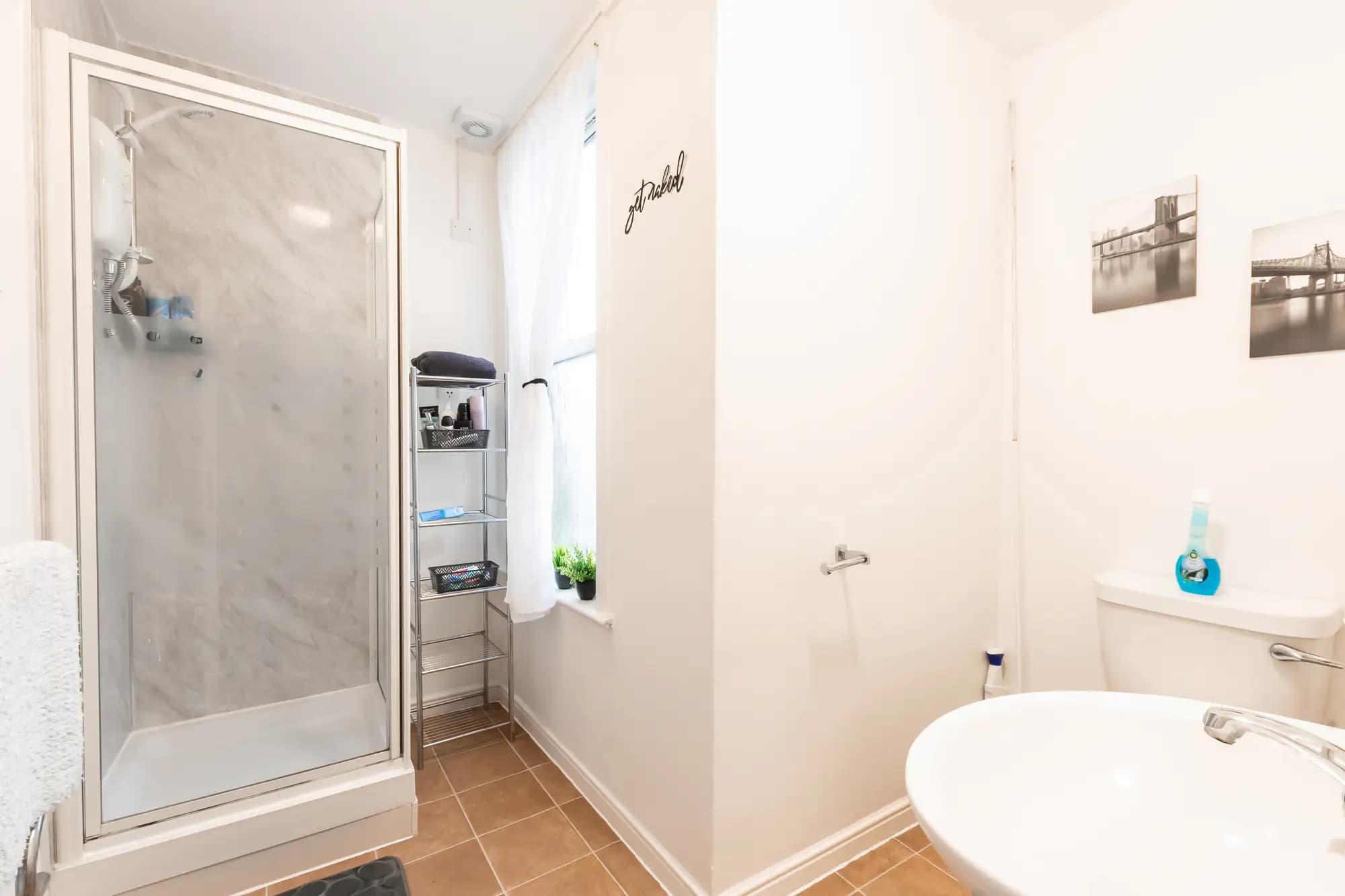 property photo 13 of 29