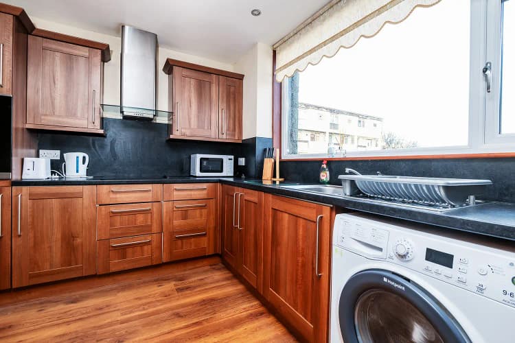 property photo 6 of 23