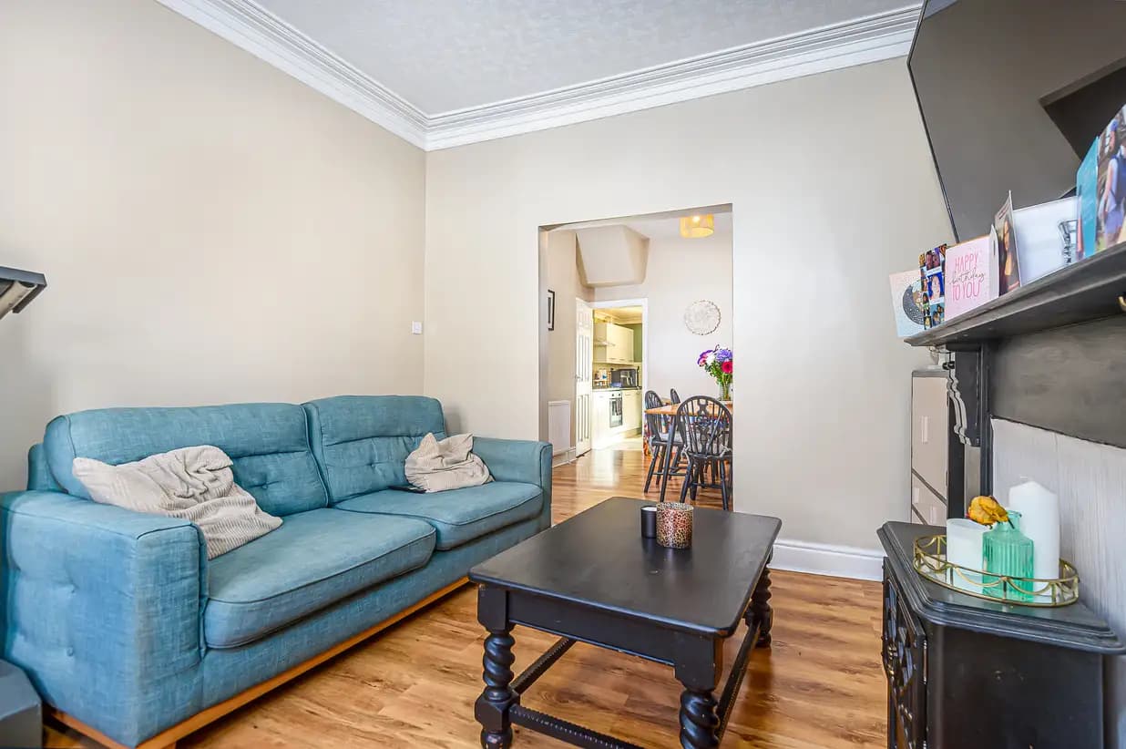 property photo 3 of 25