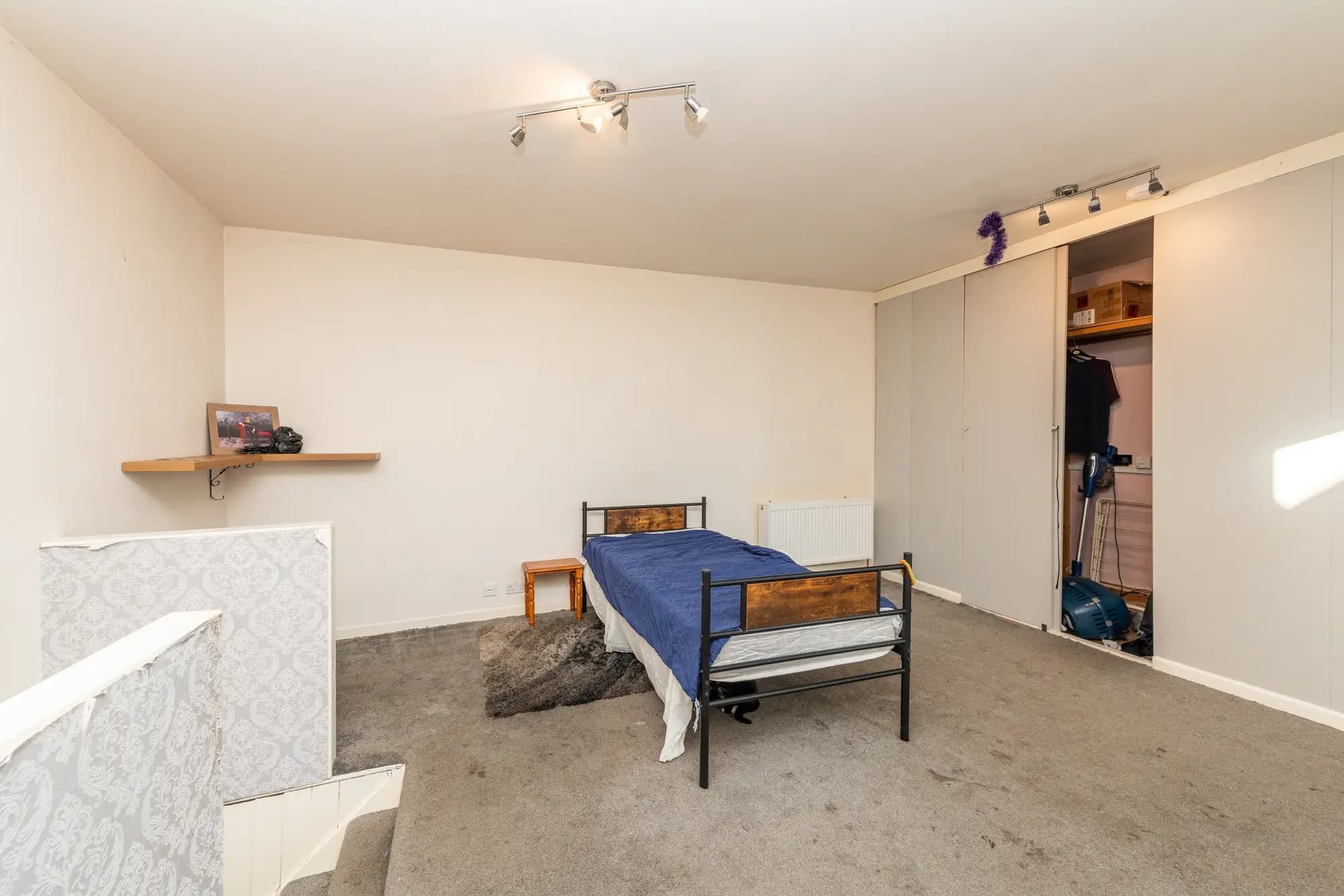 property photo 15 of 26