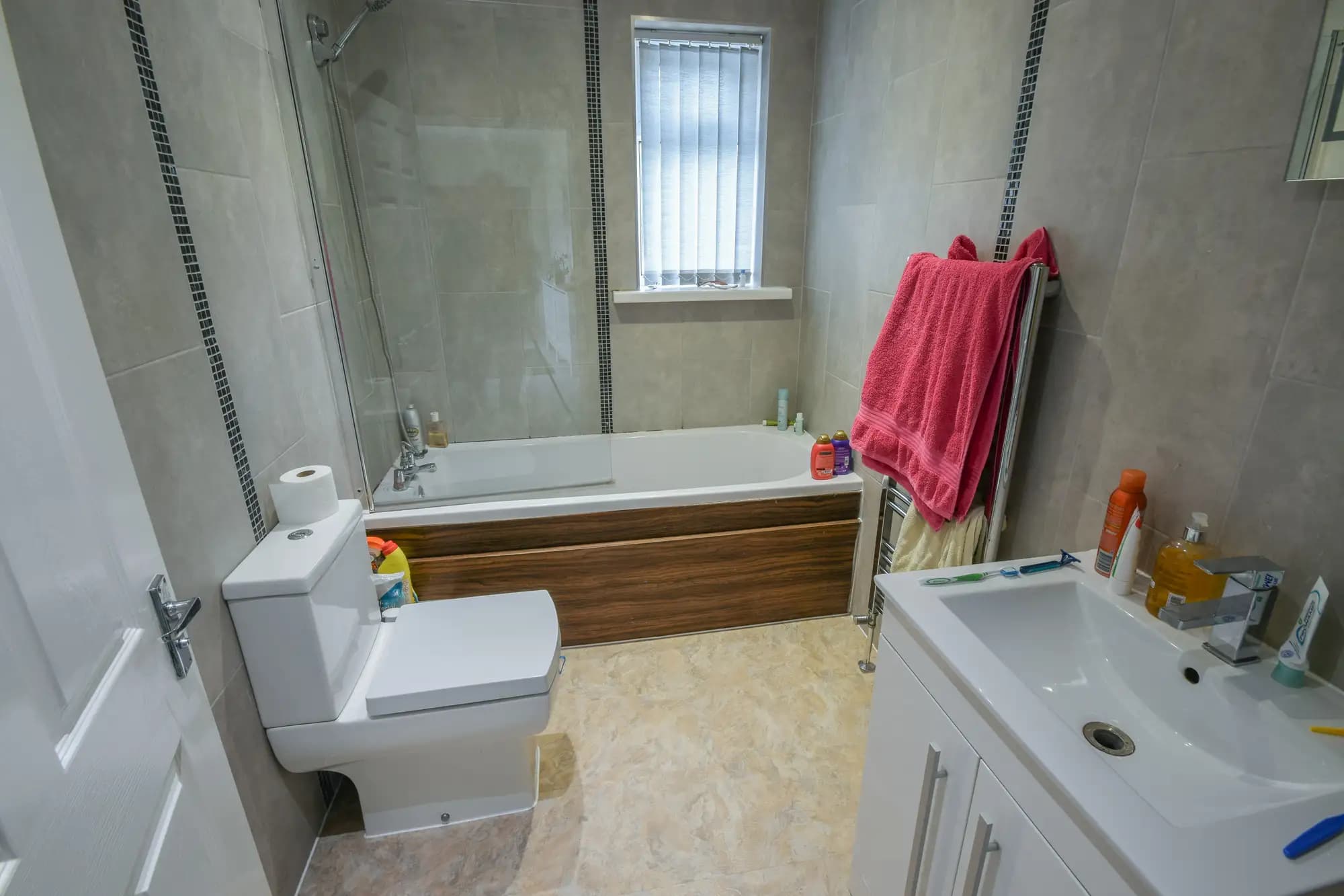 property photo 9 of 20