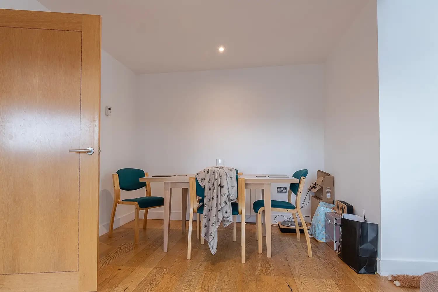 property photo 6 of 33