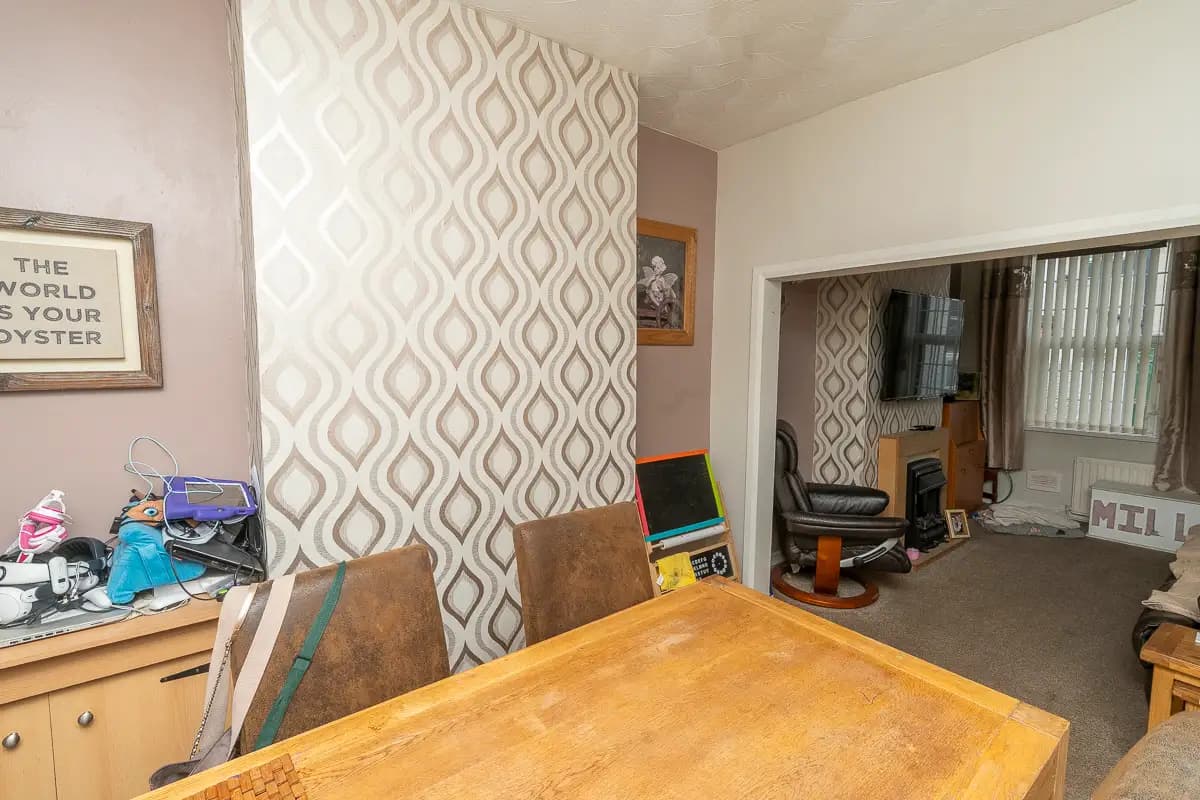 property photo 5 of 23