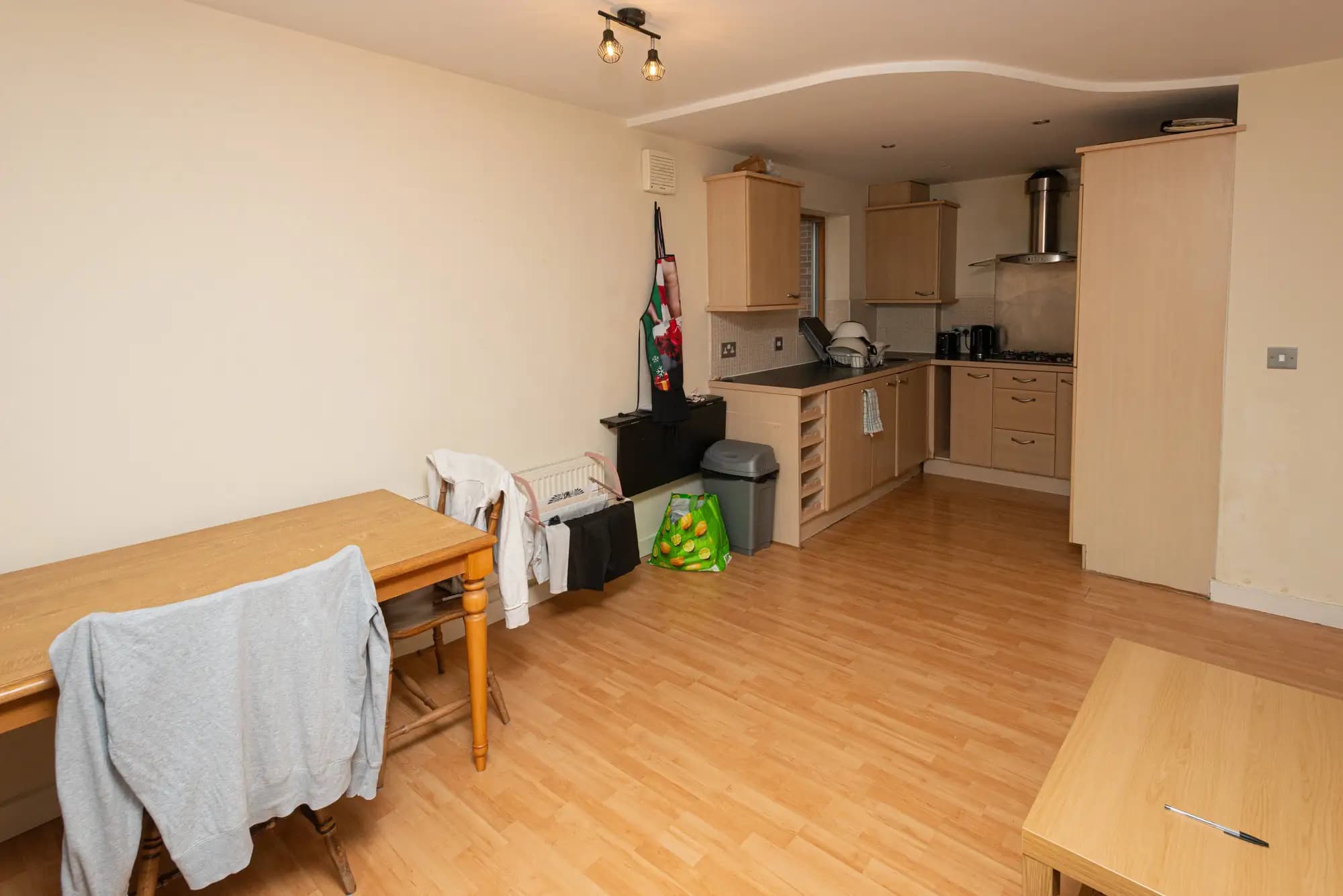 property photo 5 of 25