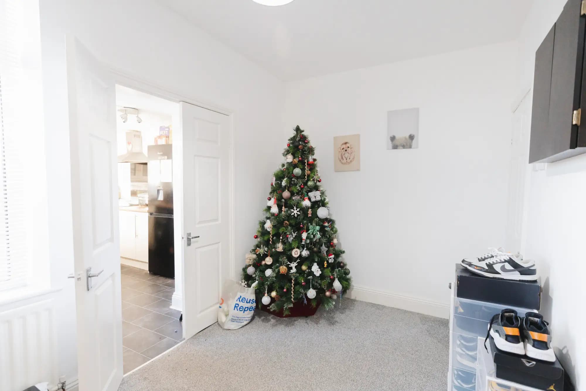 property photo 6 of 17