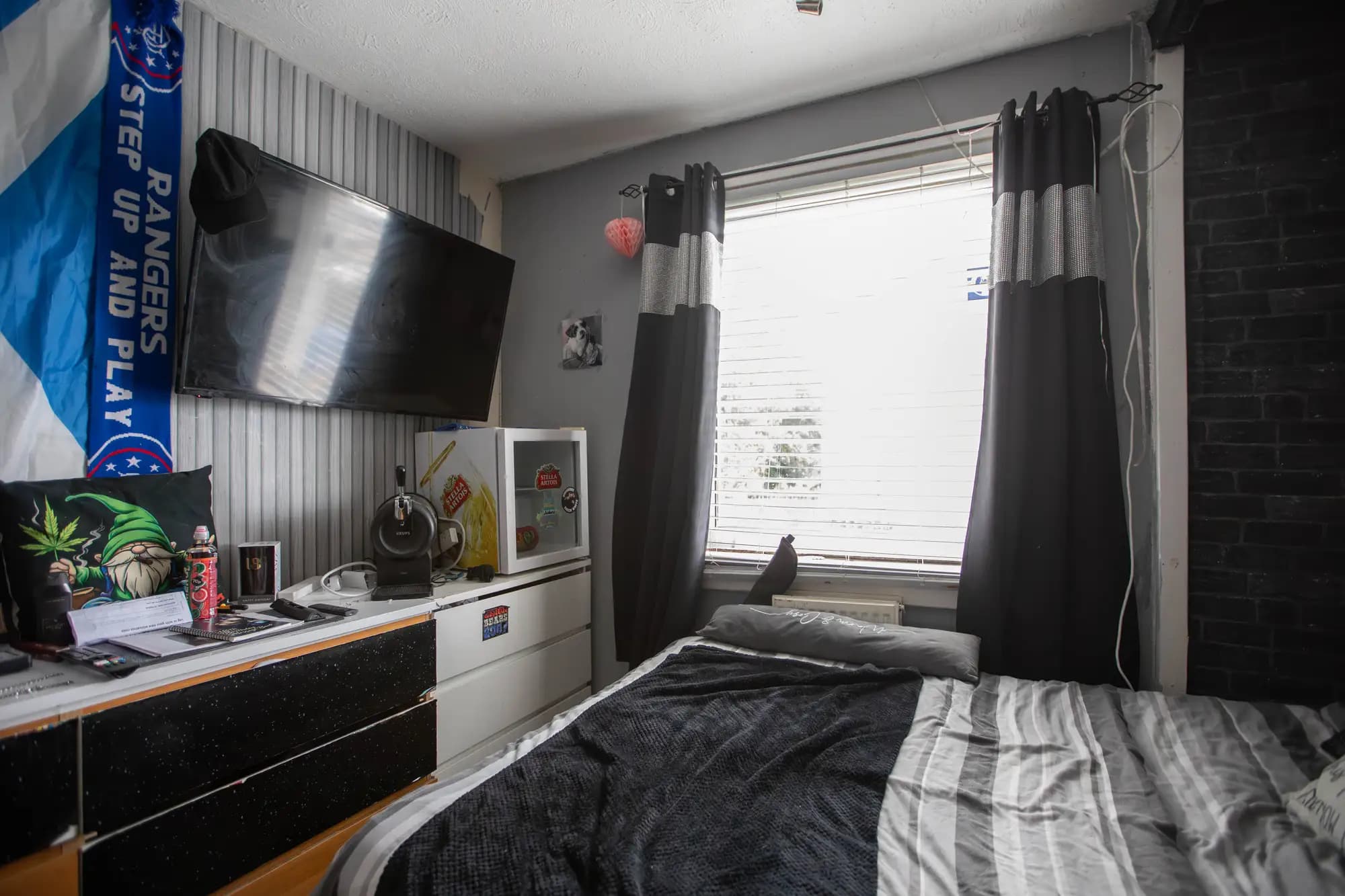 property photo 11 of 17
