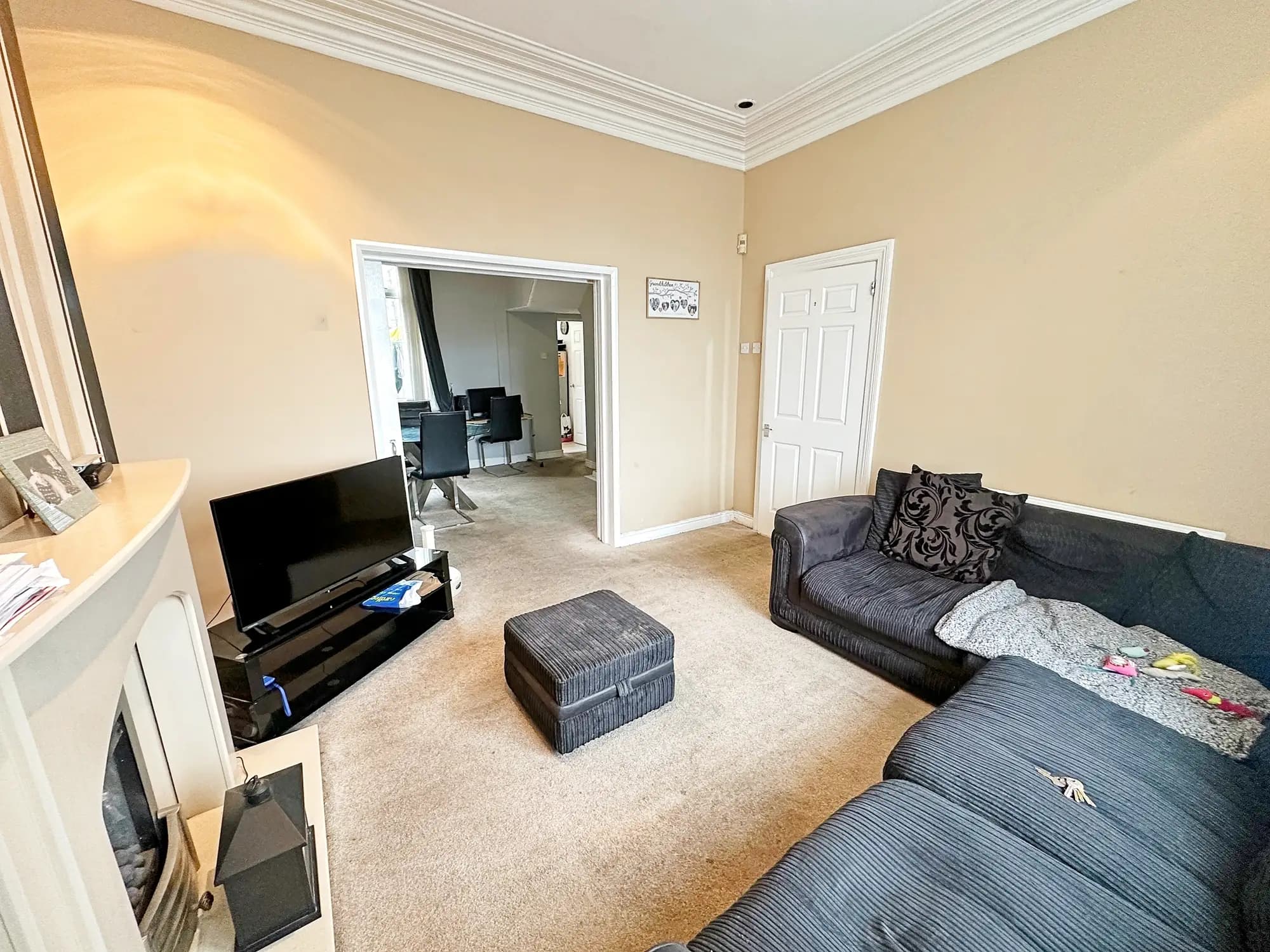 property photo 2 of 25