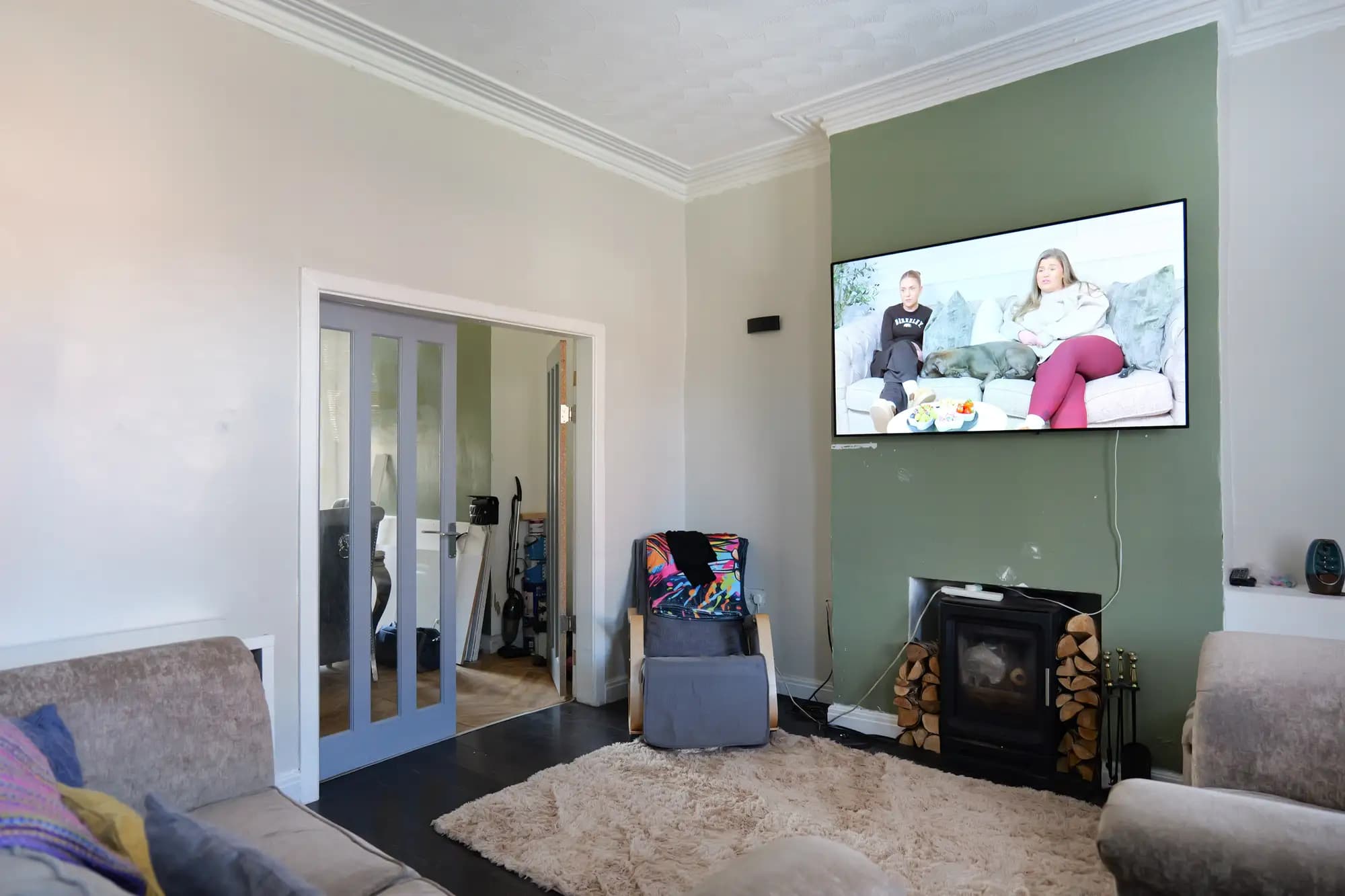 property photo 7 of 25