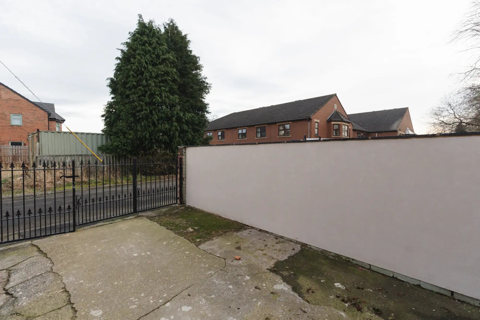 property photo 19 of 30