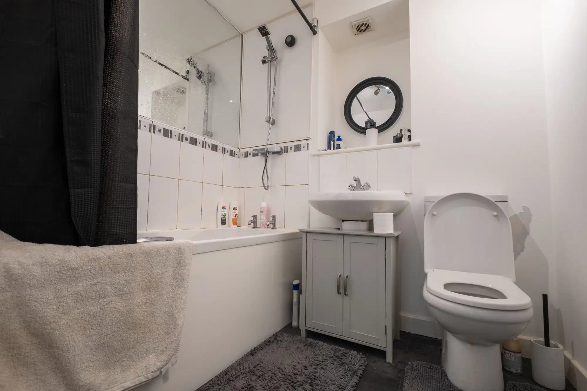 property photo 14 of 29
