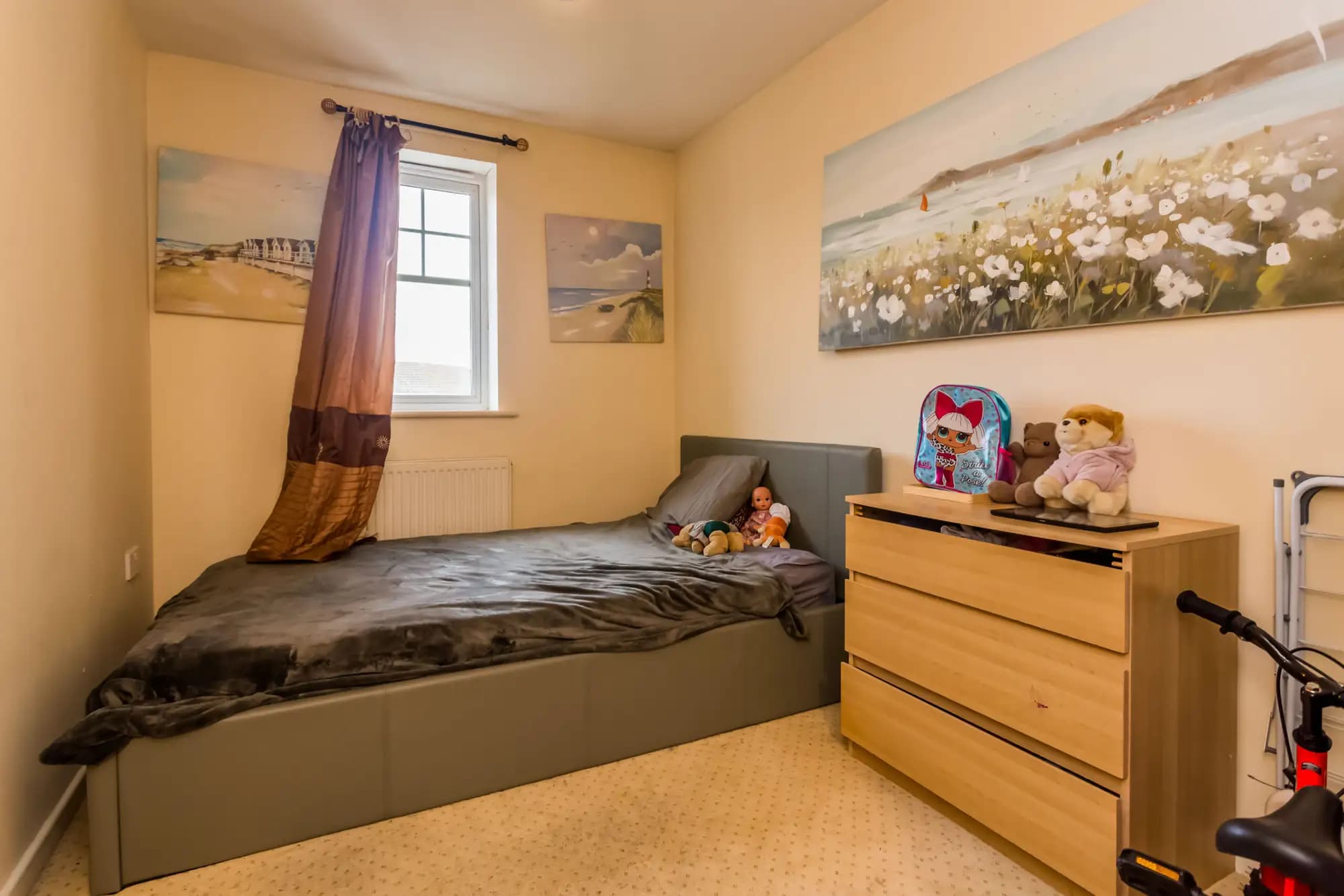 property photo 11 of 13