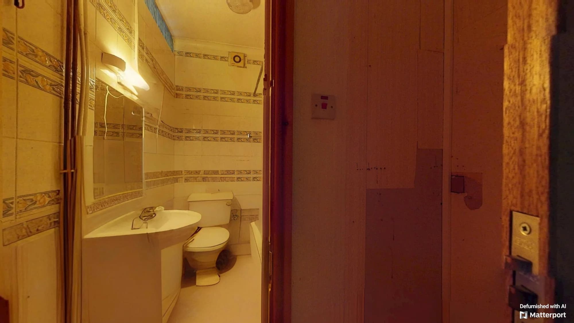 property photo 5 of 18