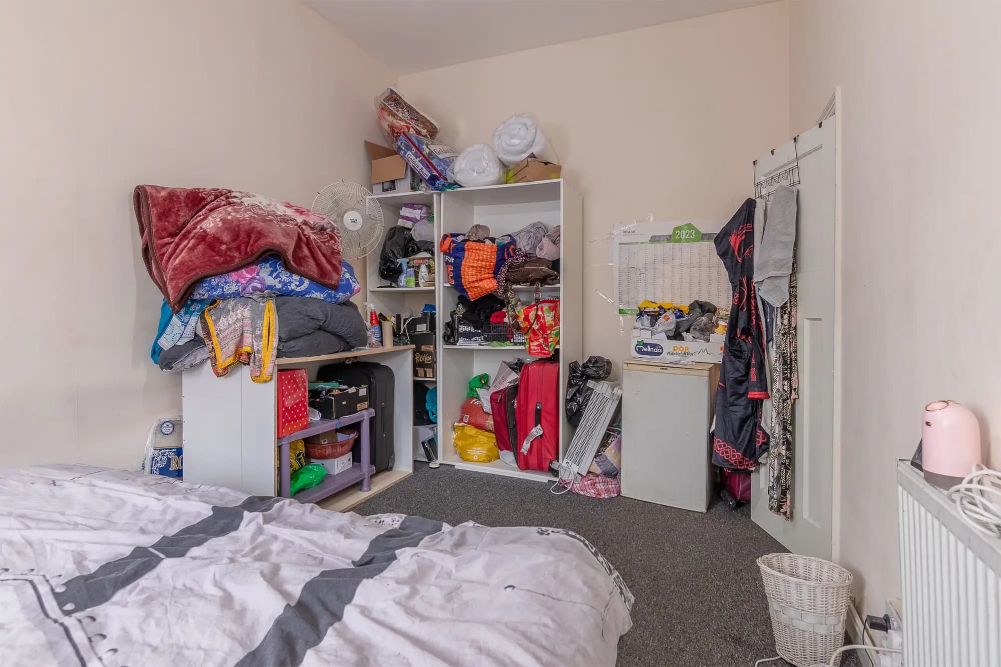 property photo 8 of 17