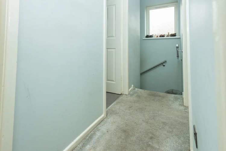 property photo 18 of 26