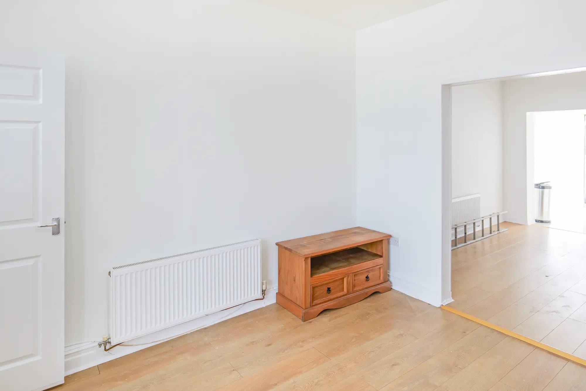 property photo 5 of 23