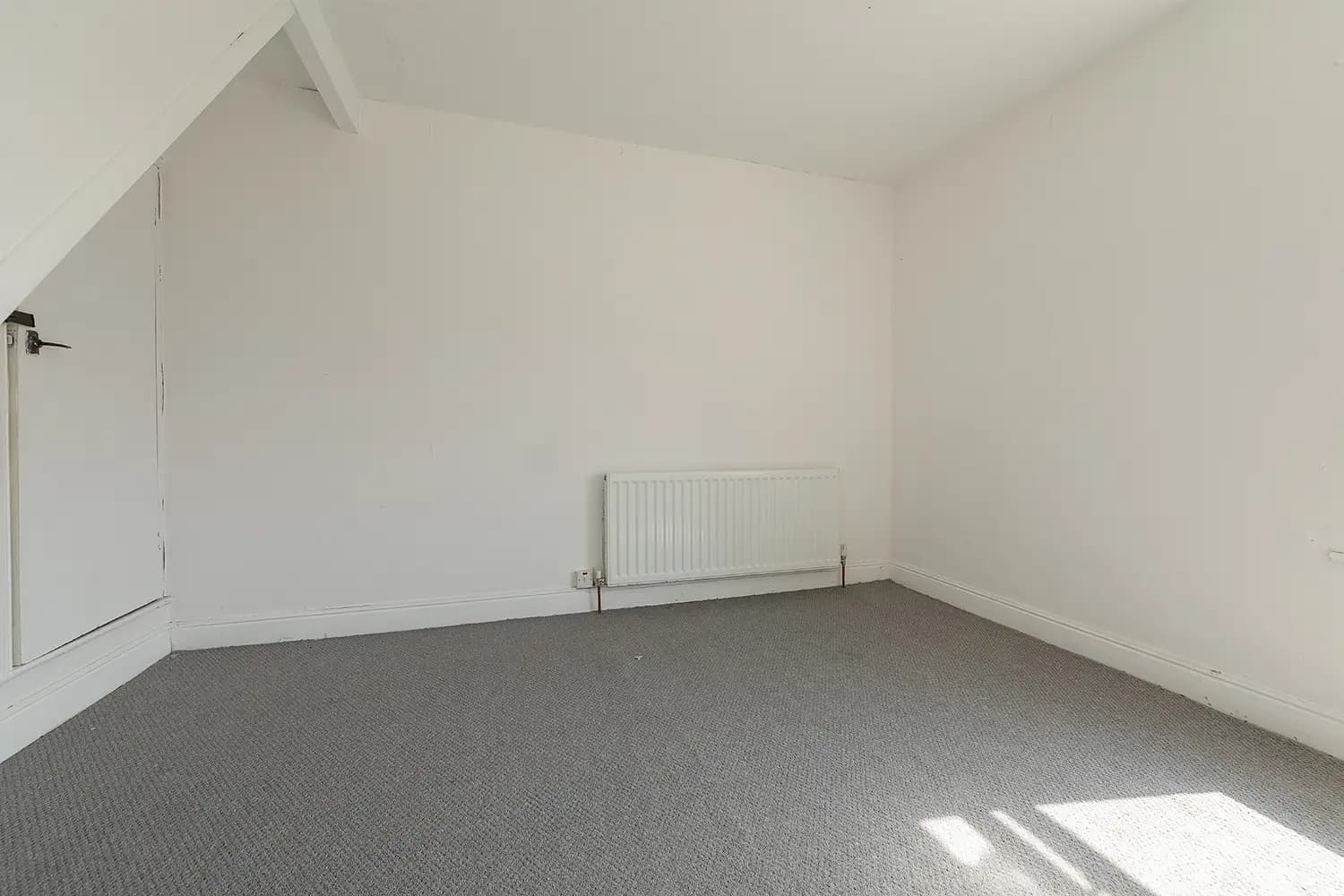 property photo 16 of 26