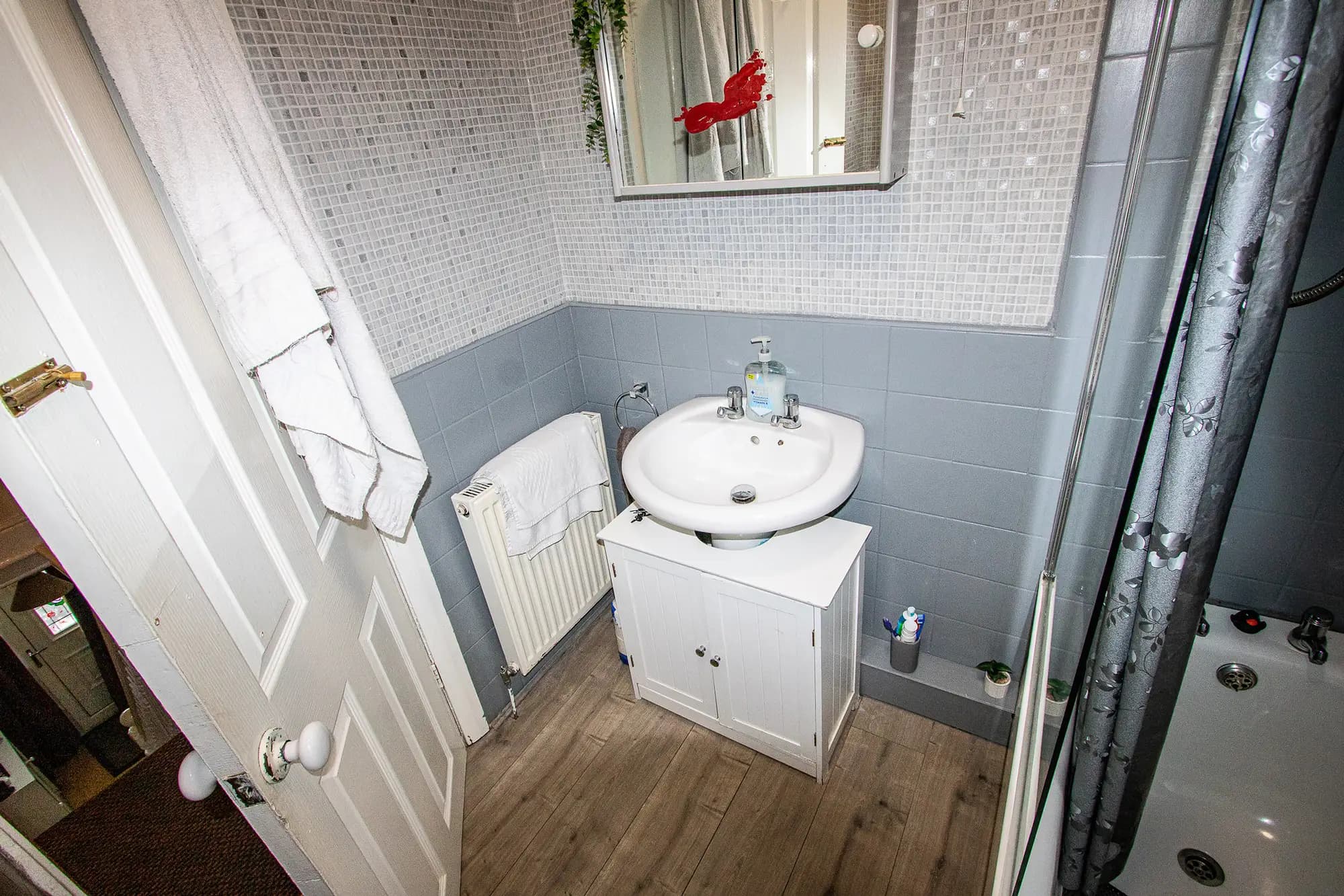 property photo 11 of 24