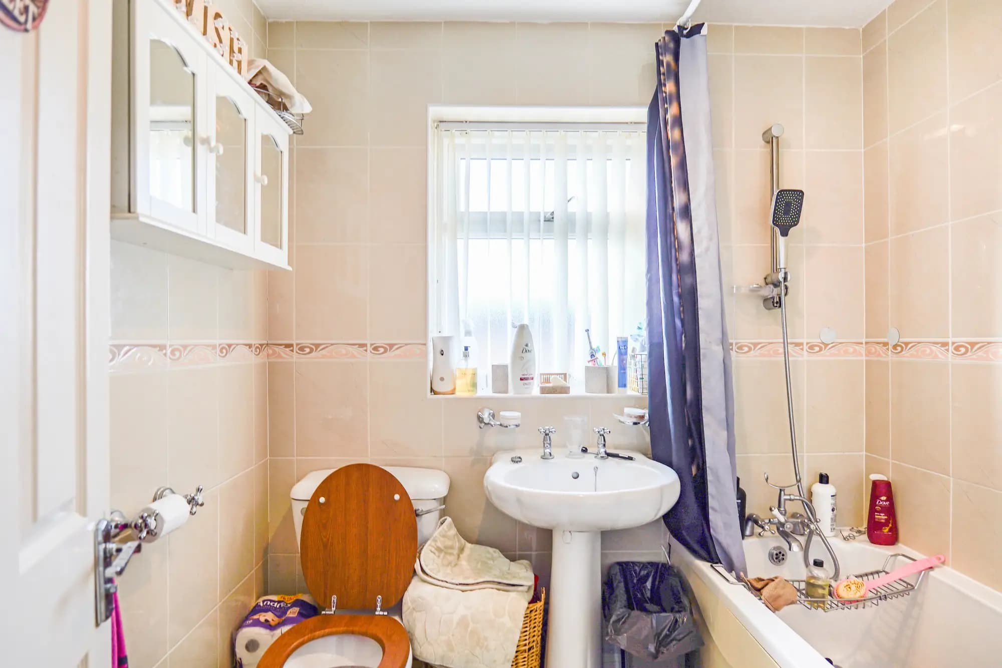 property photo 6 of 15