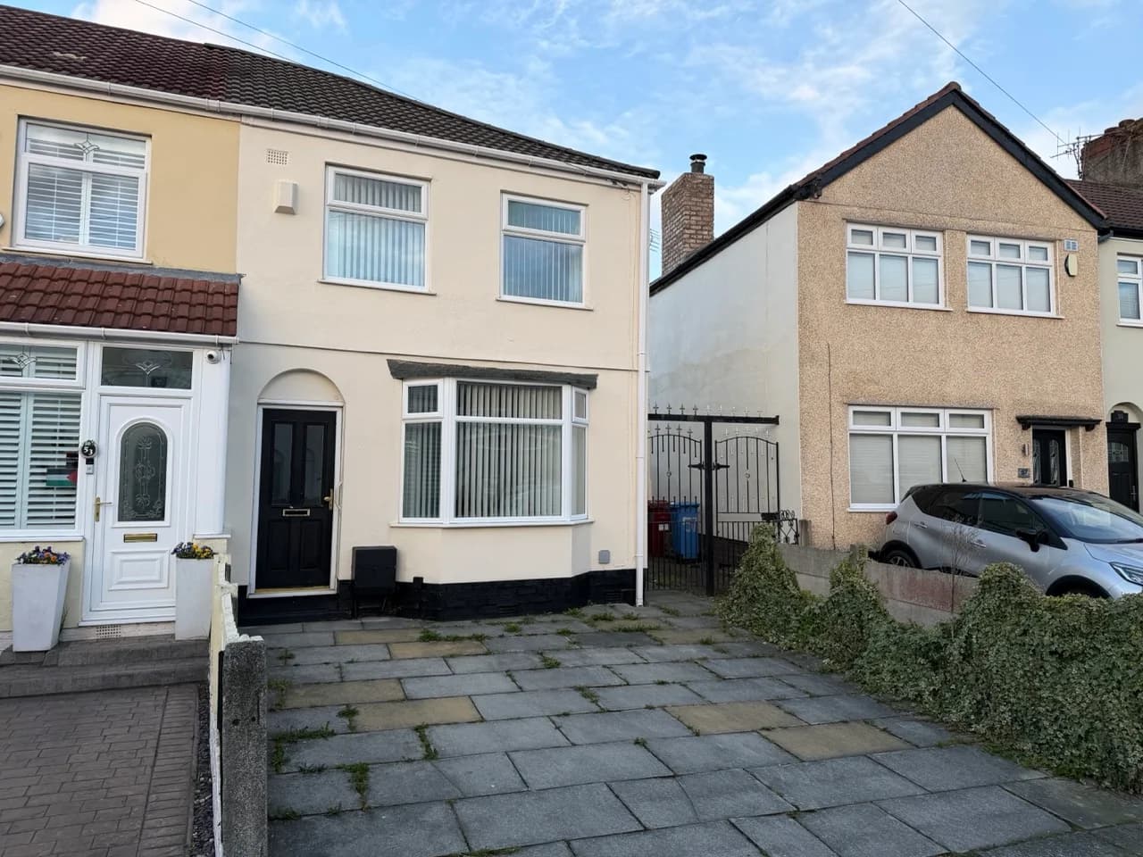 property photo 32 of 42