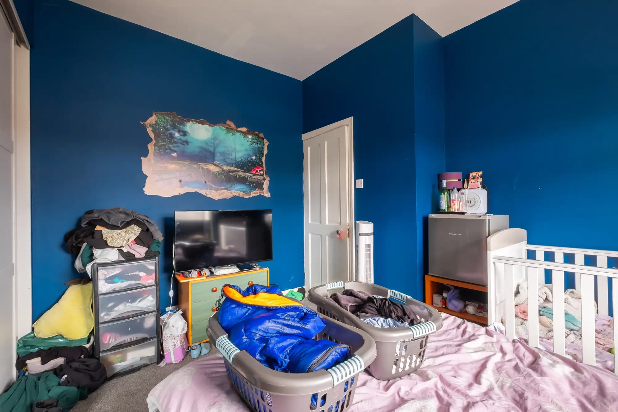 property photo 9 of 18